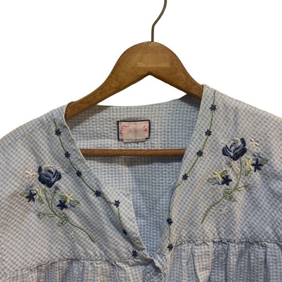 Vintage housecoat nightgown Granada blue checked w floral embroidery pearl snaps - Picture 3 of 8